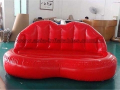 Sofà rosso gonfiabile su ordinazione di forma della bocca del labbro per il partito e giochi sportivi interattivi